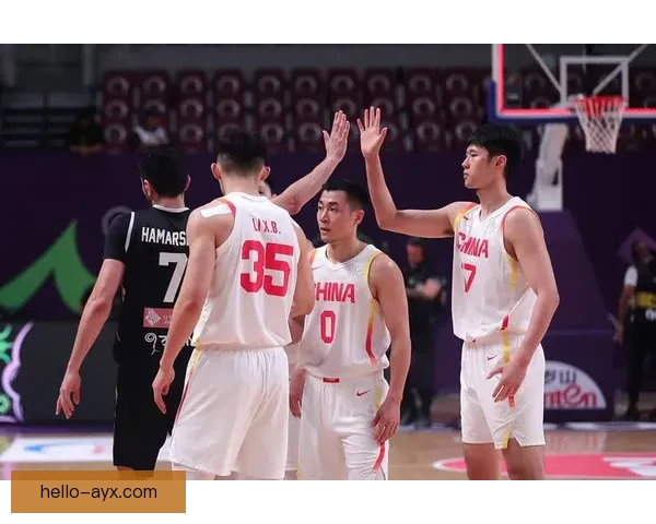 中国男篮迎战强敌拼搏全力 期待晋级世界杯八强新突破