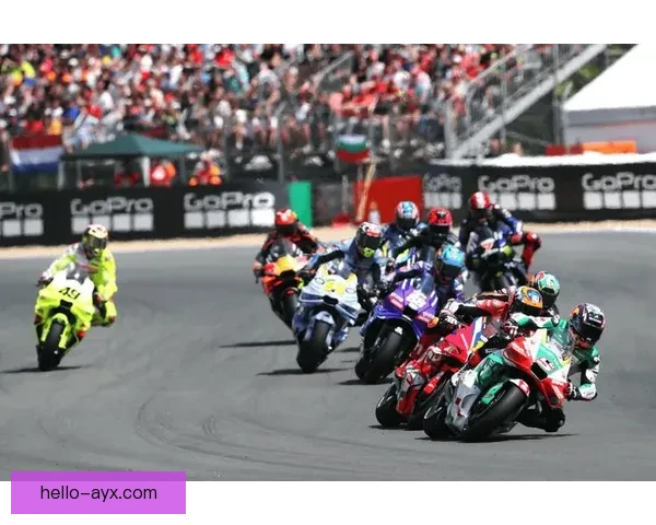 MotoGP赛季揭幕战精彩回顾 车手激烈角逐引爆全场热情