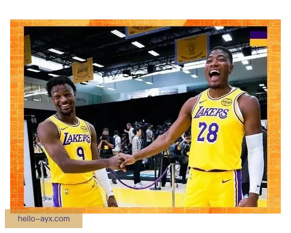 湖人新赛季阵容调整完成 詹姆斯携手新援誓冲总冠军