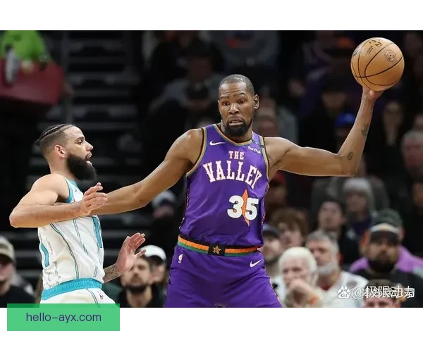 NBA季后赛激战升级巨星对决焦点不断各队争冠格局再生变